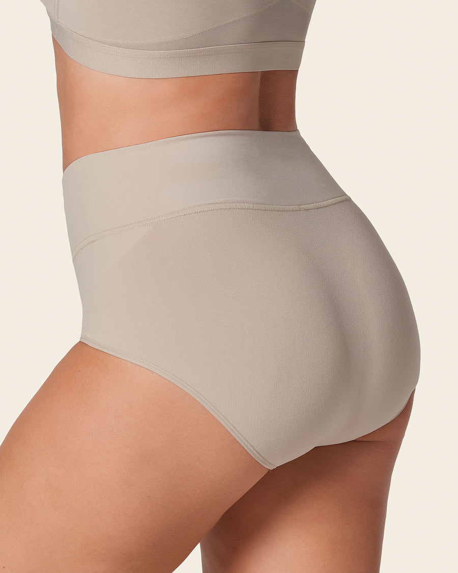 Leonisa 3-Pack High-Waisted Classic Sculpting Briefs