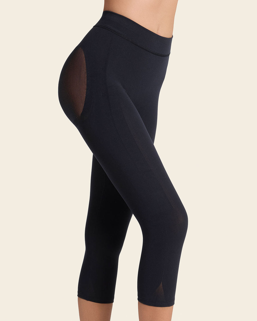 Leonisa Invisible High-Waisted Capri Shaper