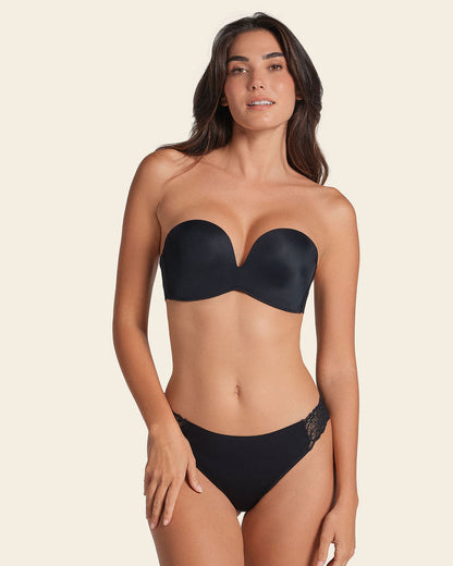 Leonisa Lace Side Seamless Thong Panty