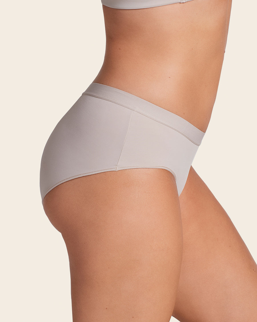 Leonisa Semi Low-Rise Smooth Hiphugger Panty