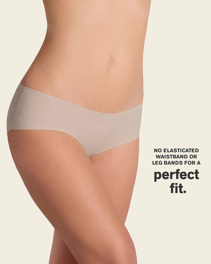 Leonisa 3-Pack No Ride-Up Seamless Hiphugger Panties