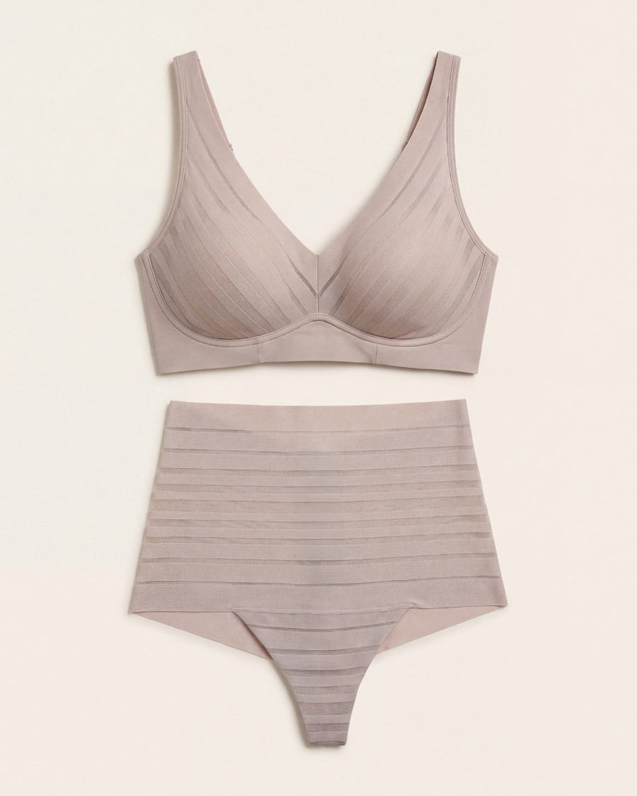 Leonisa Daily Bra & UltraStripe Undetectable in Nude