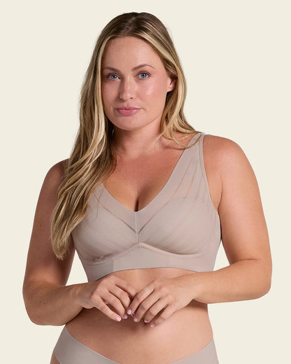 Leonisa Daily Bra & UltraStripe Undetectable in Nude